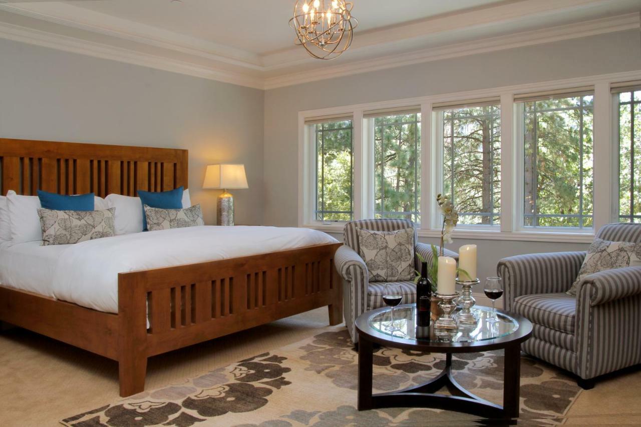 The Grand Bed & Breakfast